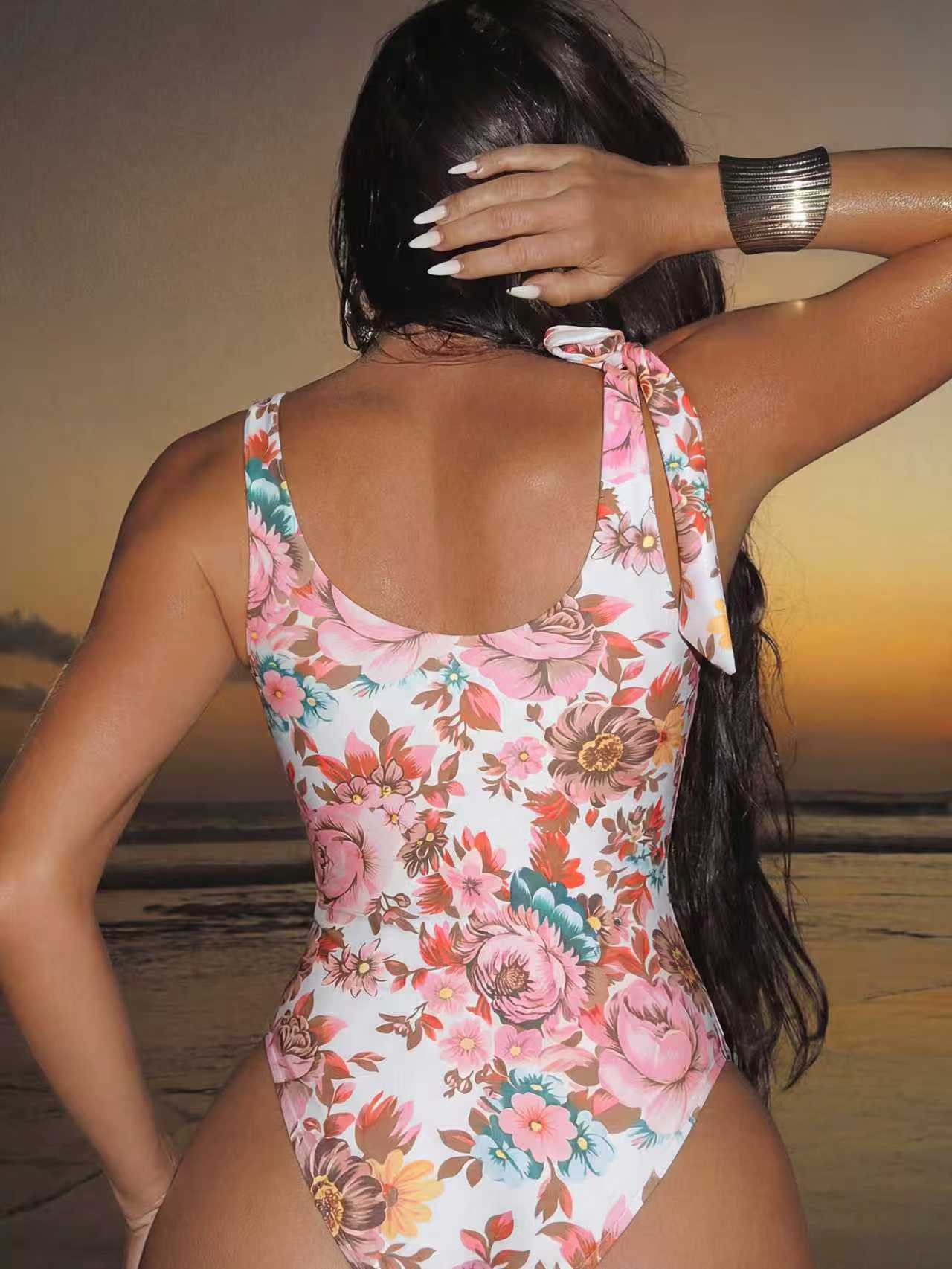 2026 Kadın Çiçek Baskılı Büzgü - Swimsuit Bikini Ruched incelemesi ve fiyatı